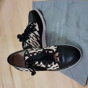 Leopard Print Pony/Snake skin women's Size 7 Donald Pliner sneakers